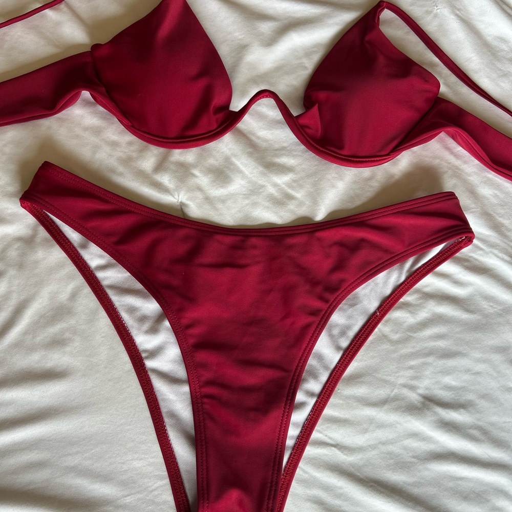 ROMWE Red and White Bikini Set